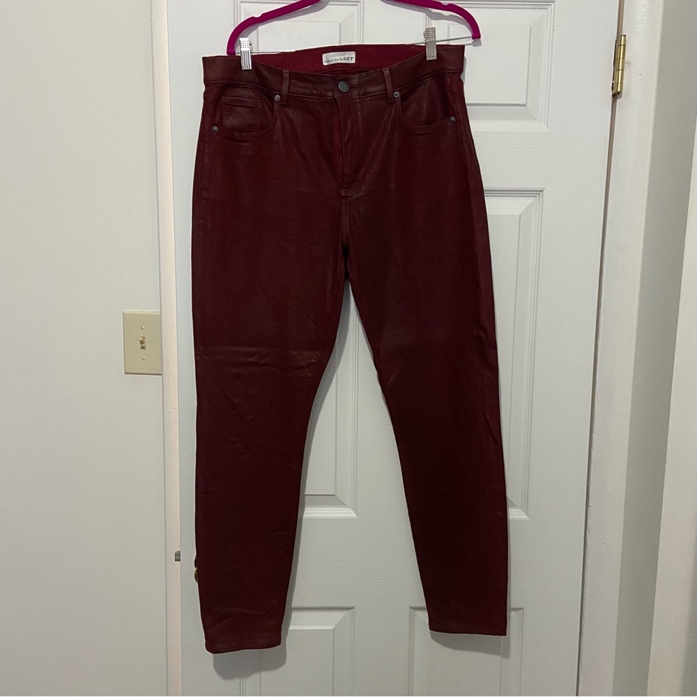 Loft | Red Skinny Jeans | Size 32